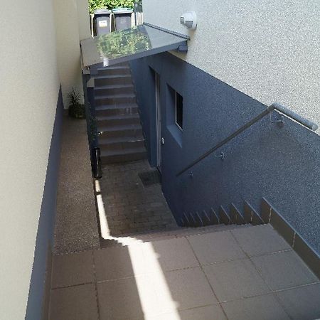 Ferienwohnung Emilia, 36Qm มึนซิงเงน ภายนอก รูปภาพ