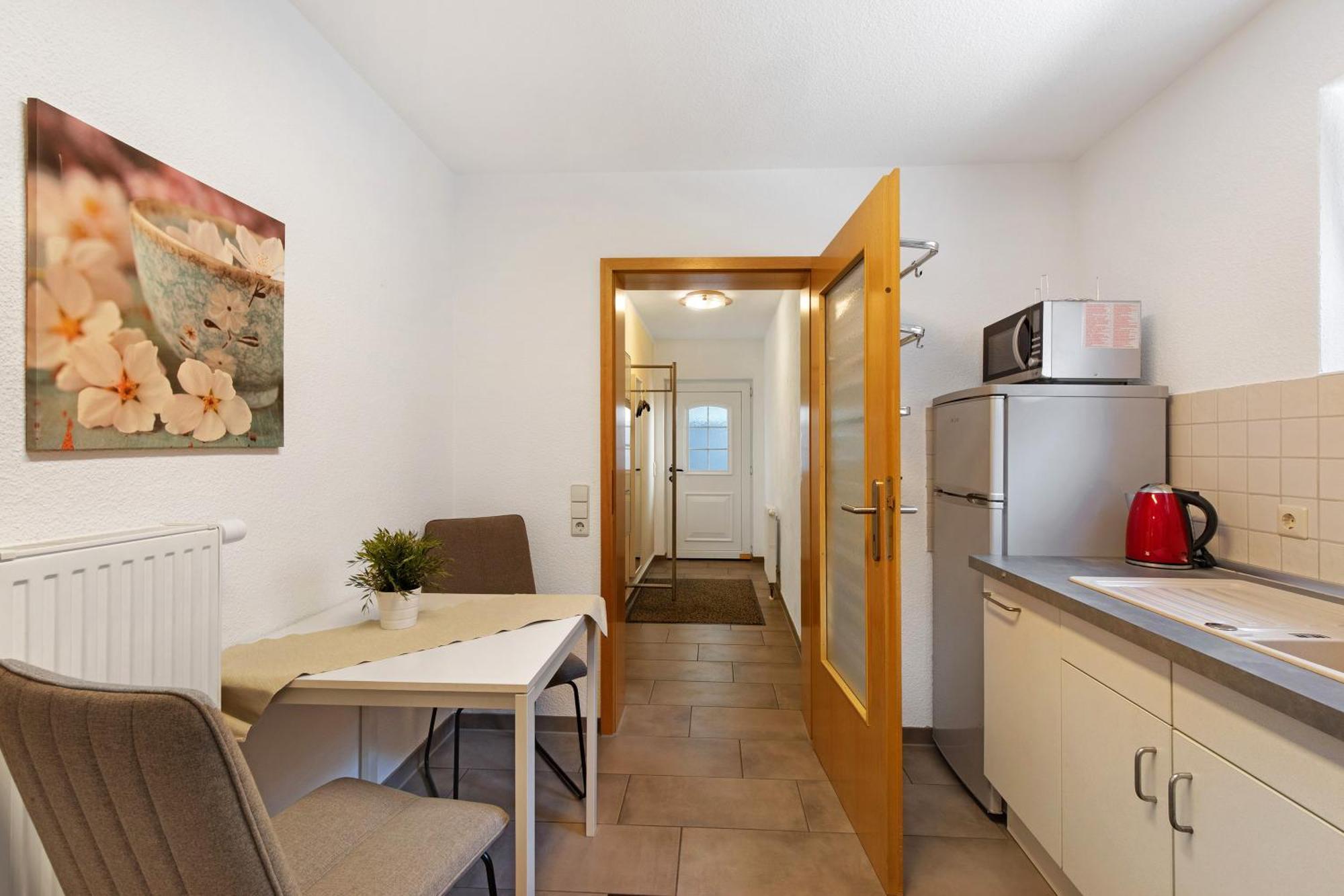 Ferienwohnung Emilia, 36Qm มึนซิงเงน ภายนอก รูปภาพ