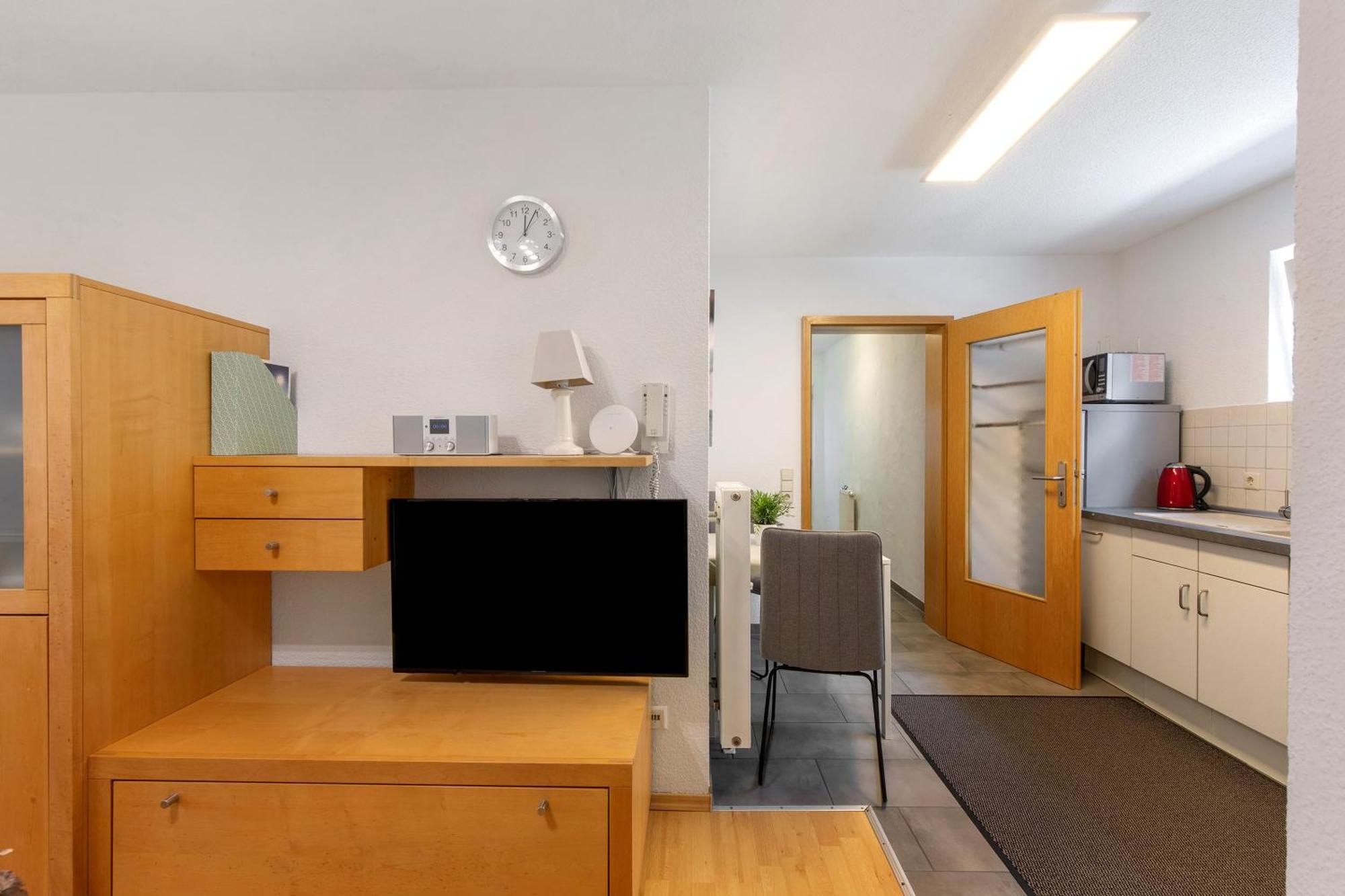 Ferienwohnung Emilia, 36Qm มึนซิงเงน ภายนอก รูปภาพ